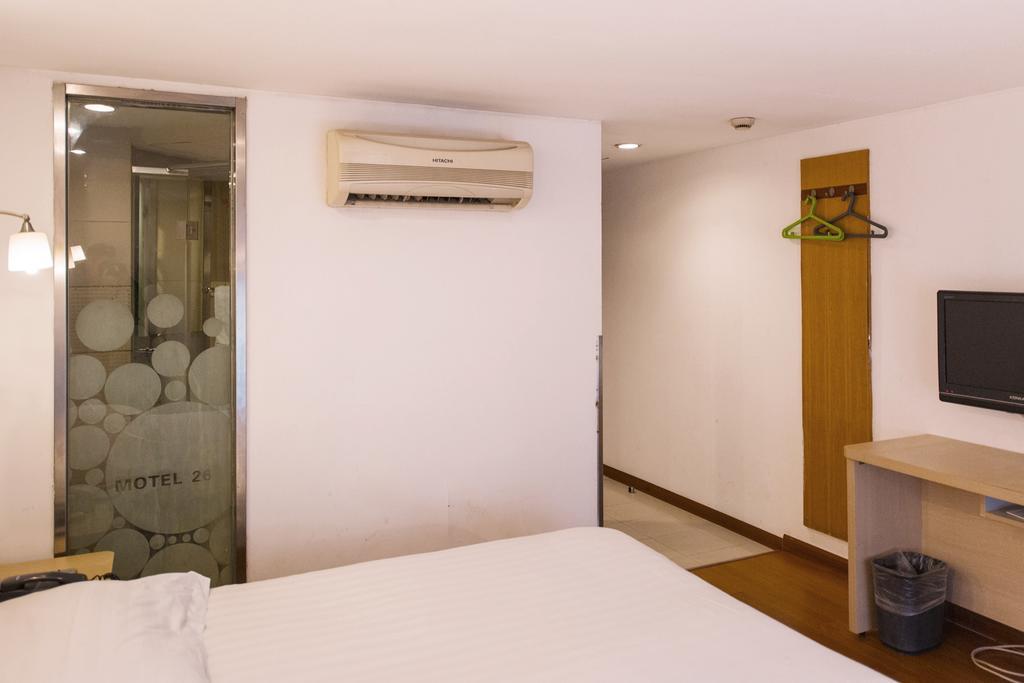 Motel Shanghai Hongqiao Beixinjing Metro Station Tianshan Road Extérieur photo