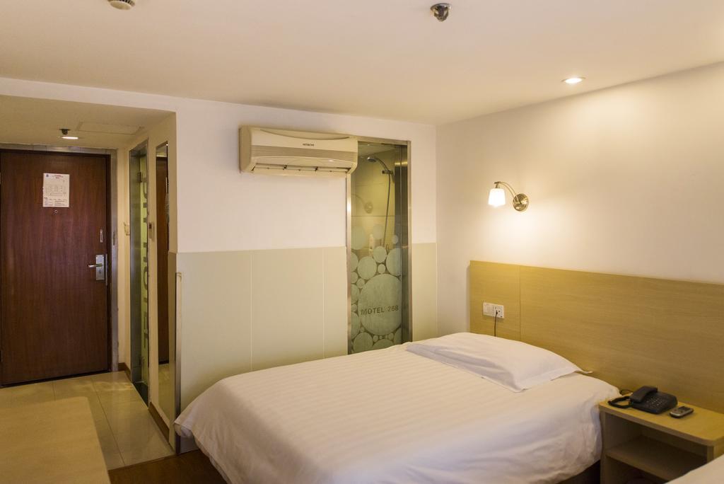 Motel Shanghai Hongqiao Beixinjing Metro Station Tianshan Road Extérieur photo