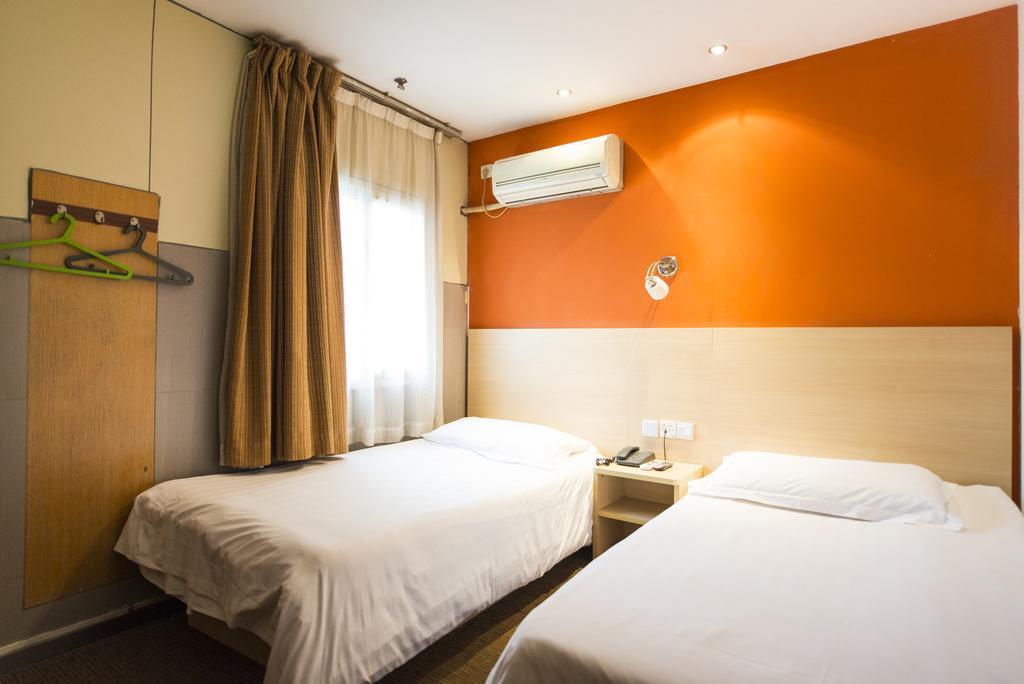 Motel Shanghai Hongqiao Beixinjing Metro Station Tianshan Road Extérieur photo
