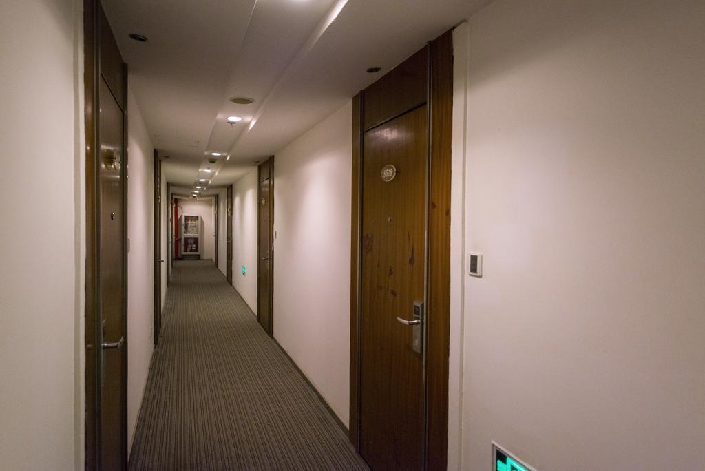 Motel Shanghai Hongqiao Beixinjing Metro Station Tianshan Road Extérieur photo